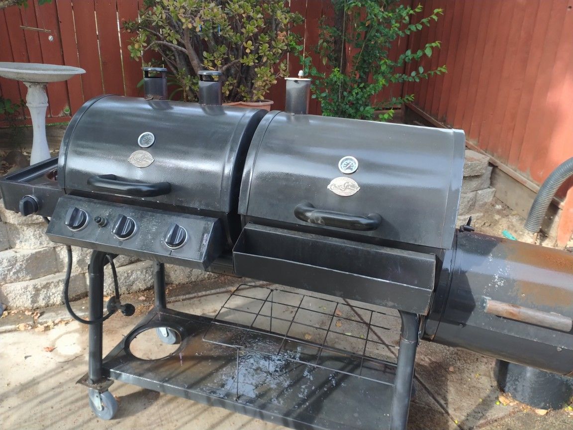 GRILL MASTER BBQ PIT