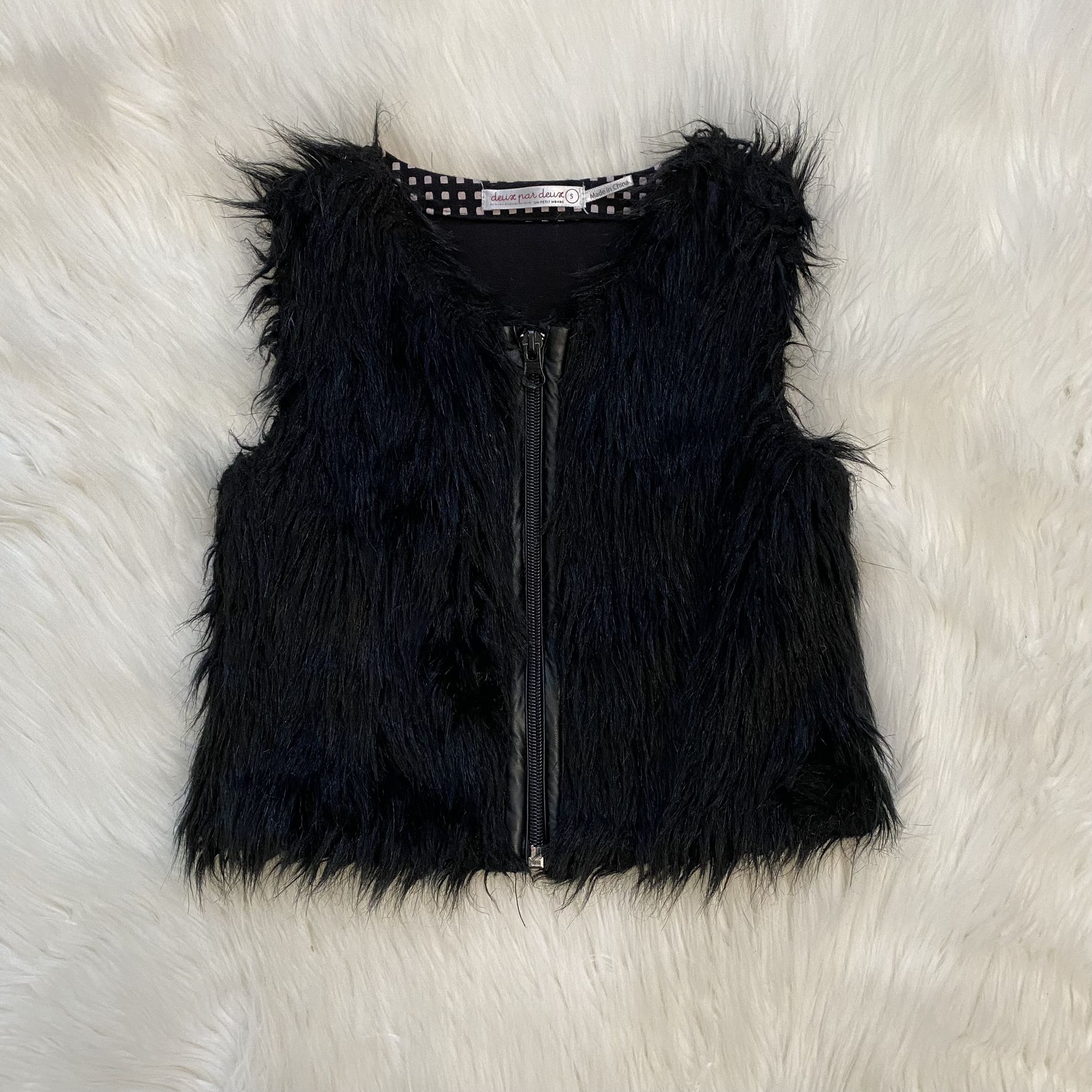 Deux Par Deux Girls Fur Vest Size 5