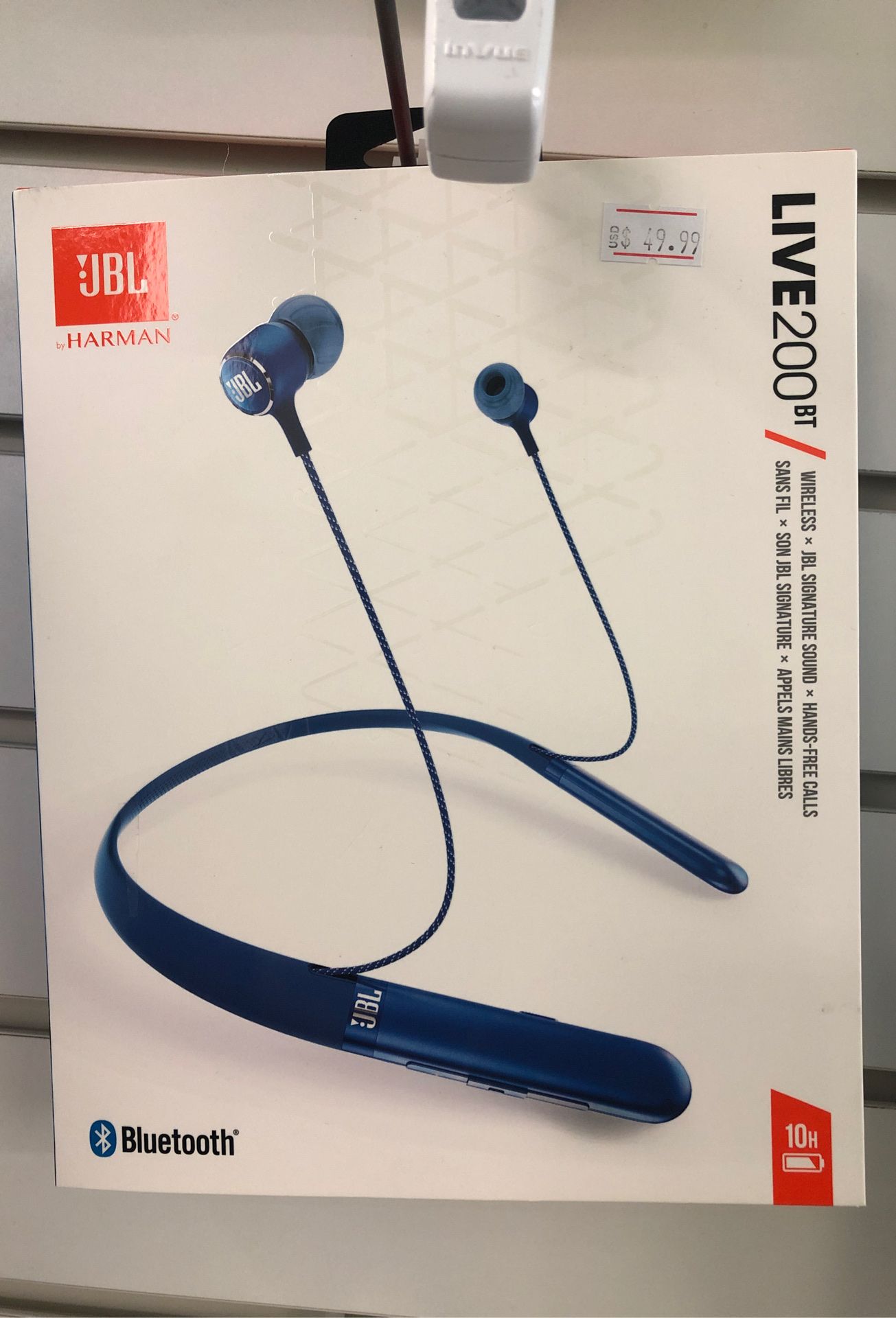 JBL bluetooth headphones