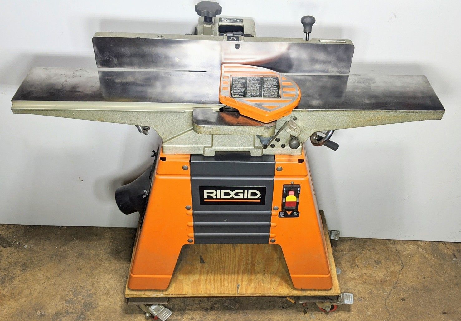 RIDGID 6 Amp Corded 61/8 in. Jointer/Planer (JP06101) for Sale in