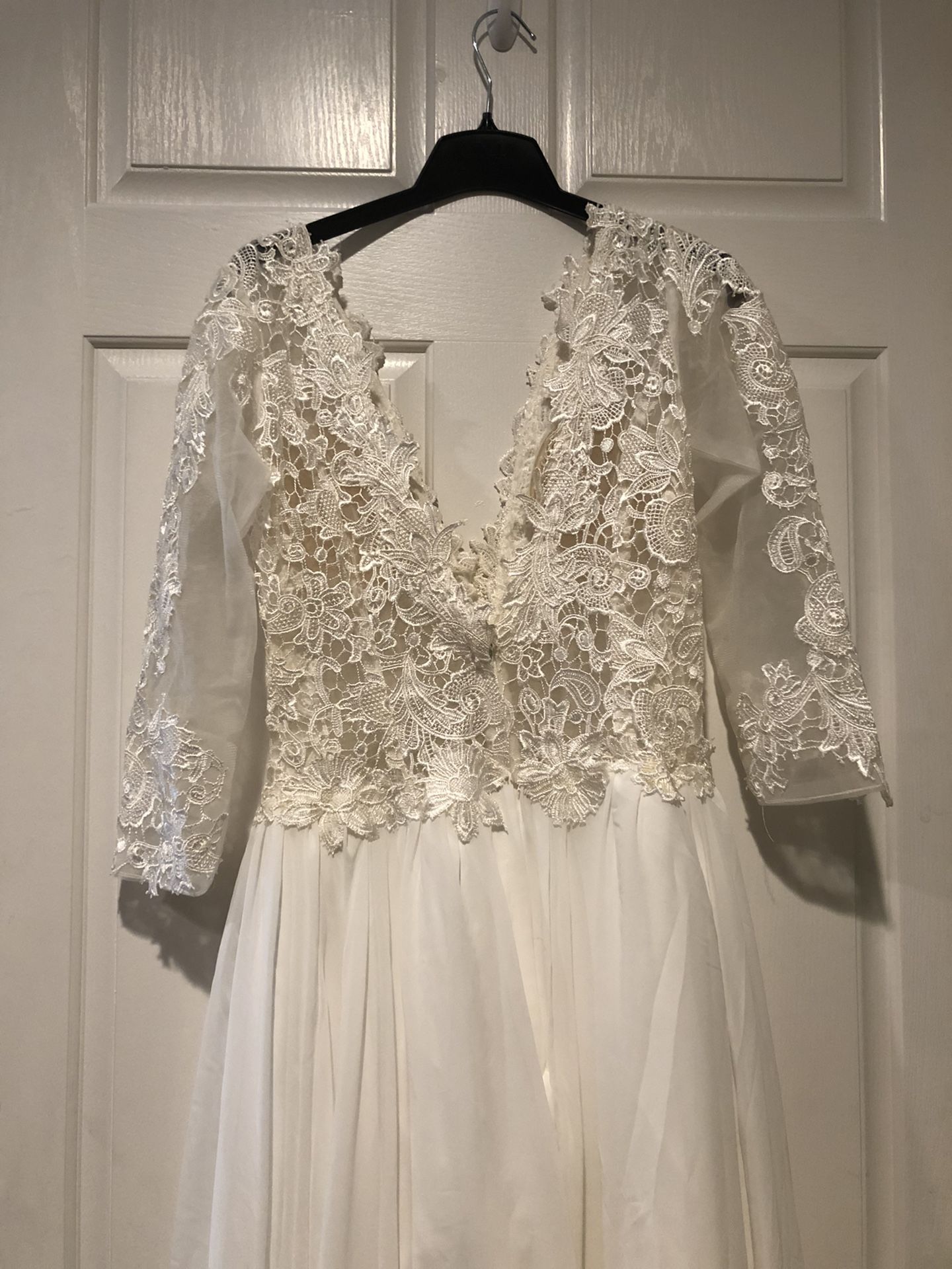 White Lace Wedding Dress