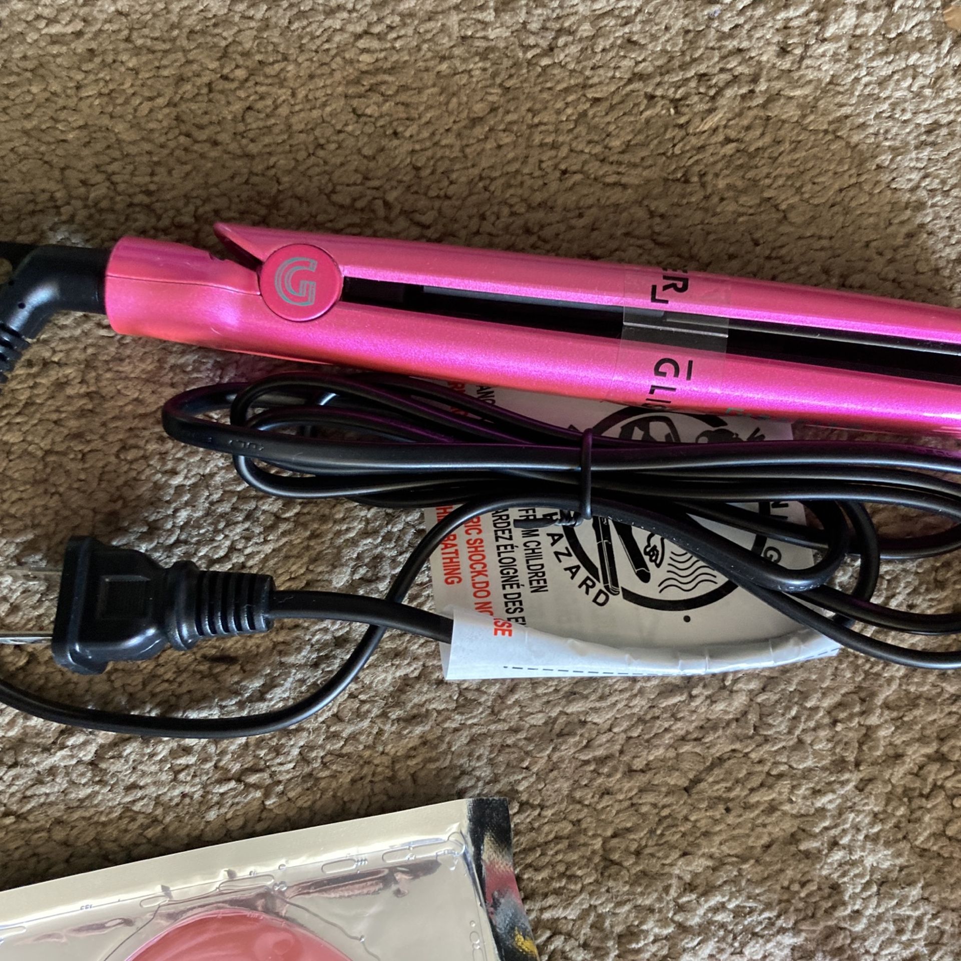 Brand New: Mini Hair Straightener + Eye Candy Collagen Eyepatch + Pink Glasses + 3 Different Pairs Of Earings + 3 Different Necklaces