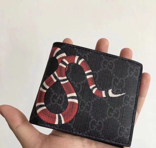 GG supreme wallet