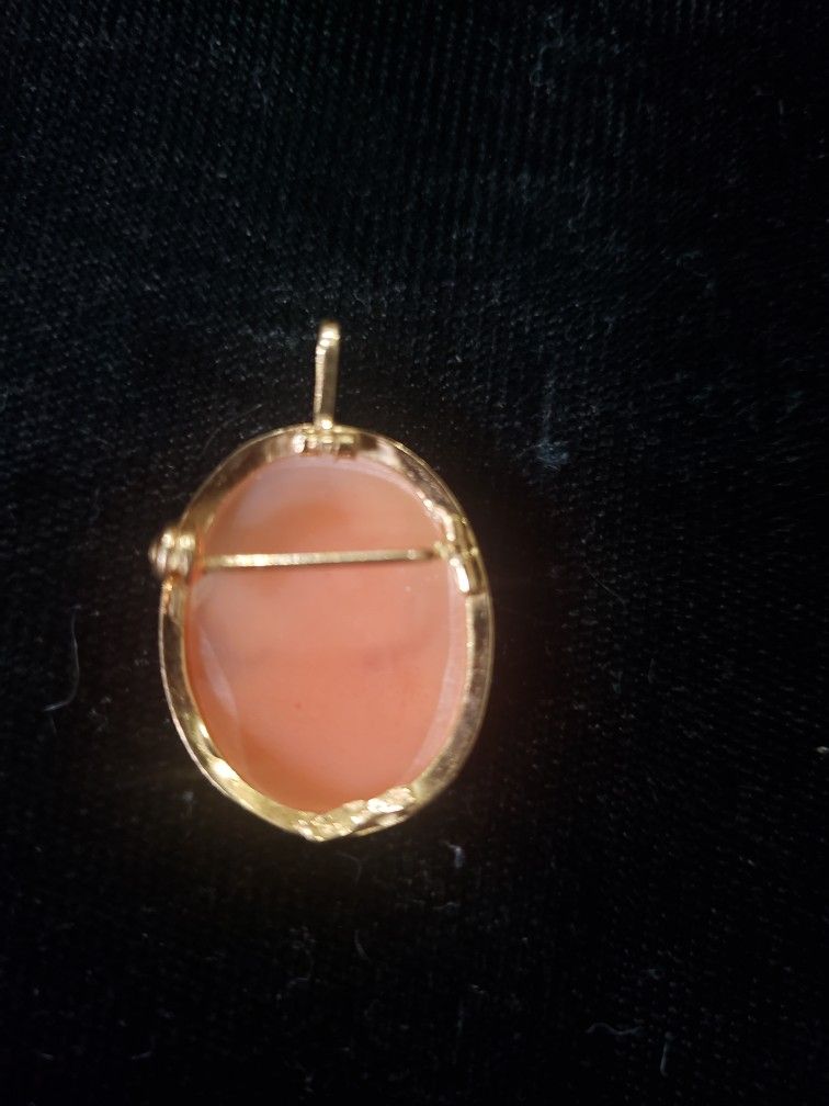 Genuine 18K (750) Gold Cameo Brooch/ Pendant