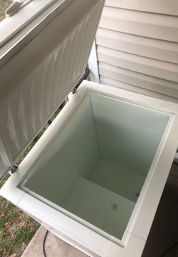 5 cubic ft chest freezer Thumbnail