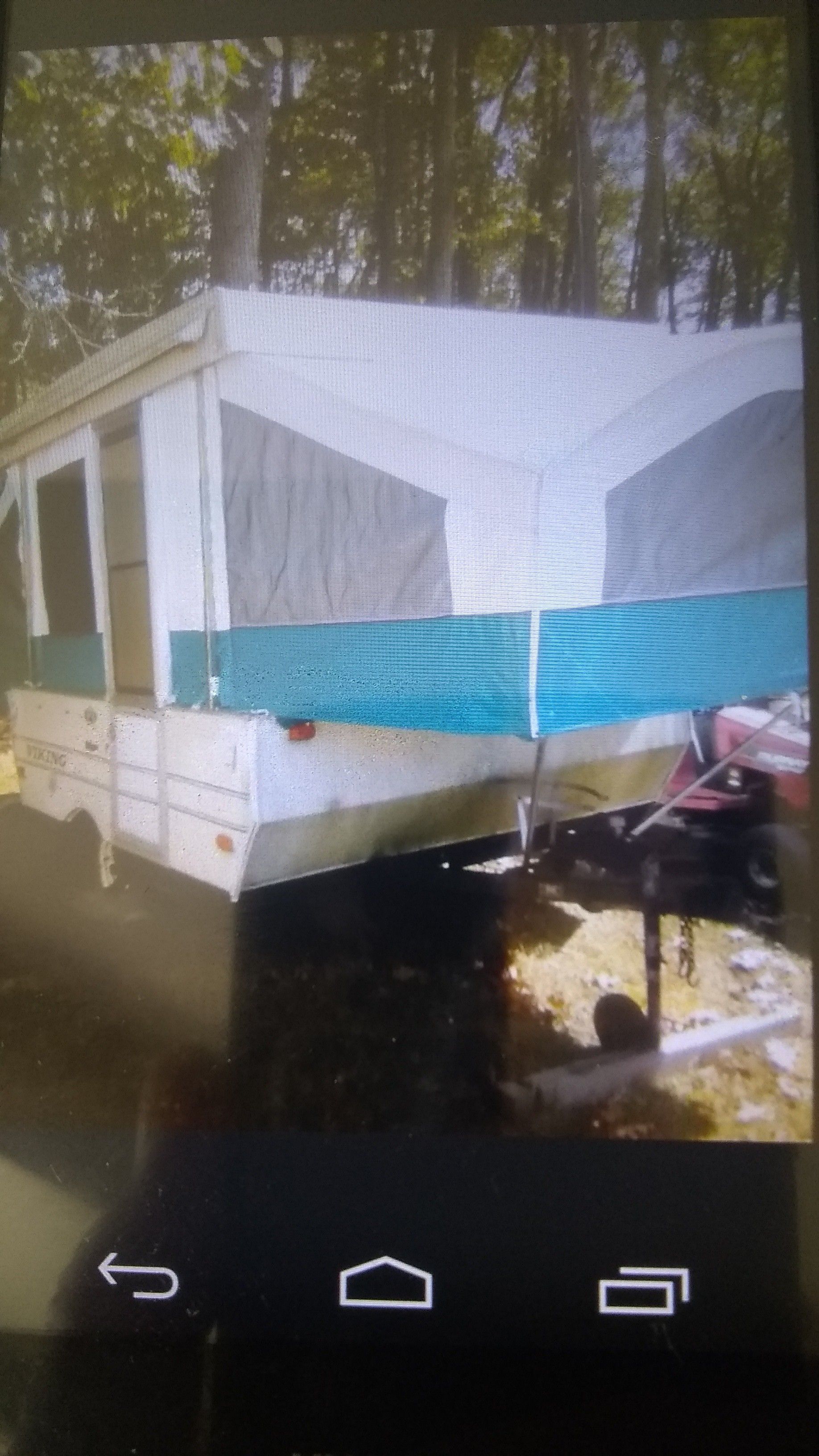 Viki. 1998 pop-up camper