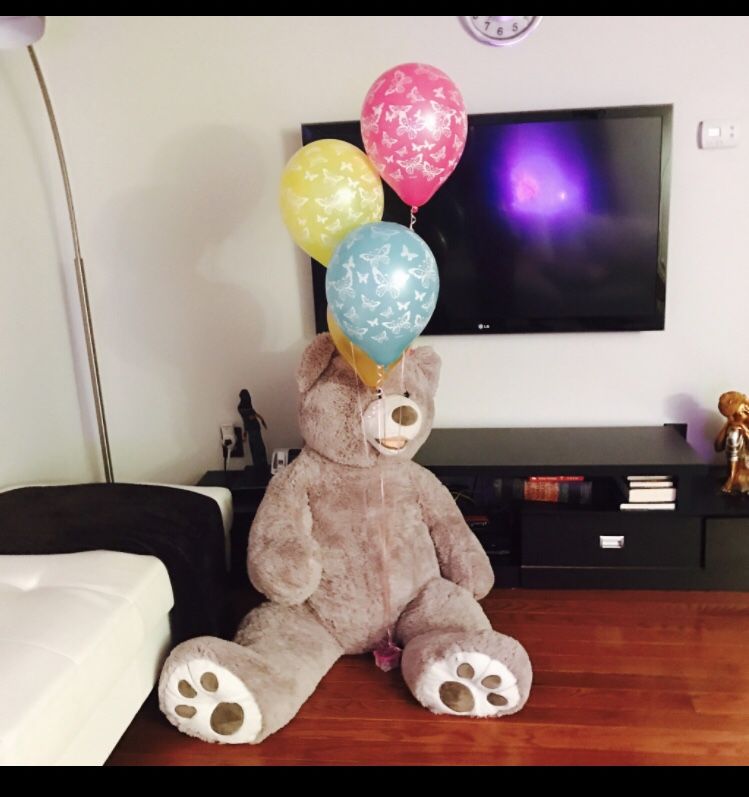 Giant teddy