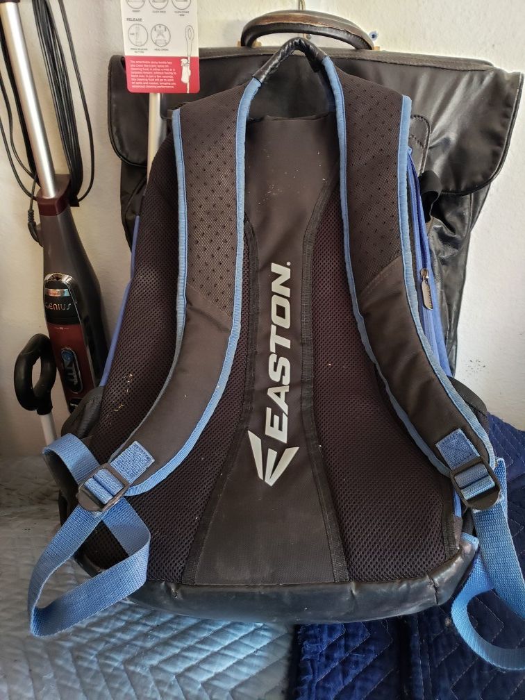 Youth baseball backpack