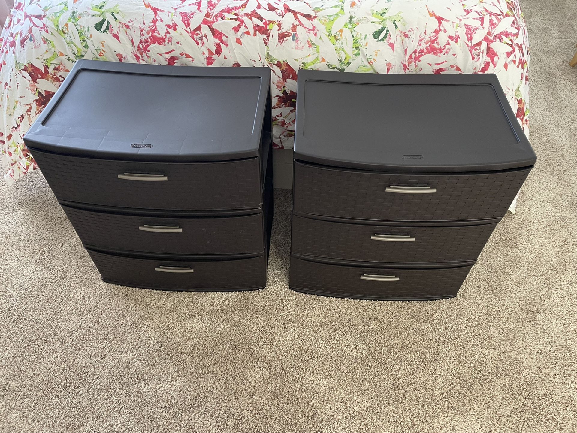 2 Plastic 3 Drawer Storage Units