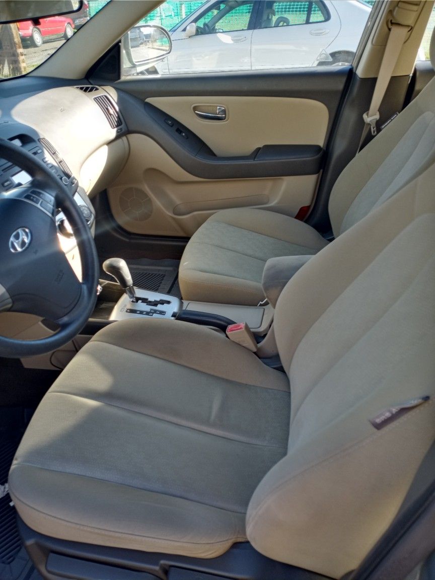 2010 Hyundai Elantra