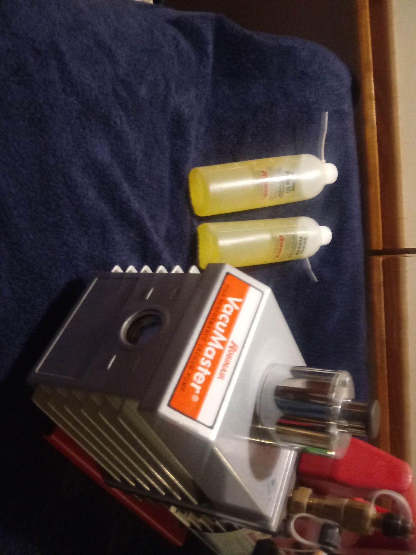 Vacuum pump 2 stage, 8cfm