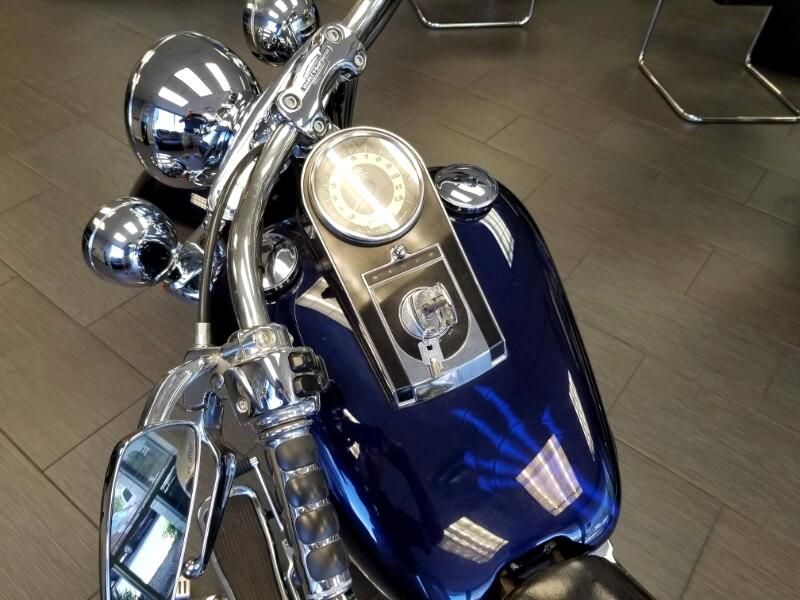 2006 Harley-Davidson FLSTNI