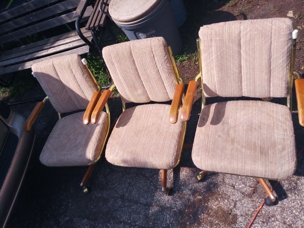 3 Great Shape Chairs With Floor Wheels