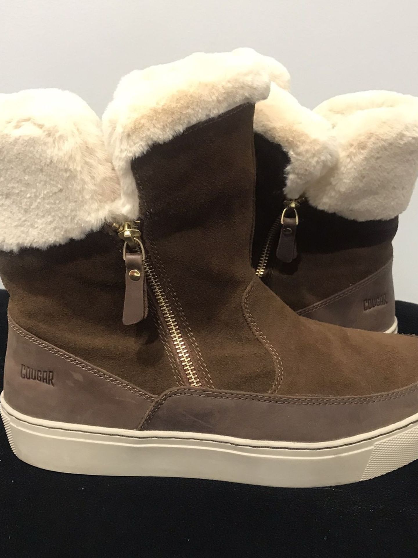 Cougar Brown Suede Women’s Boots