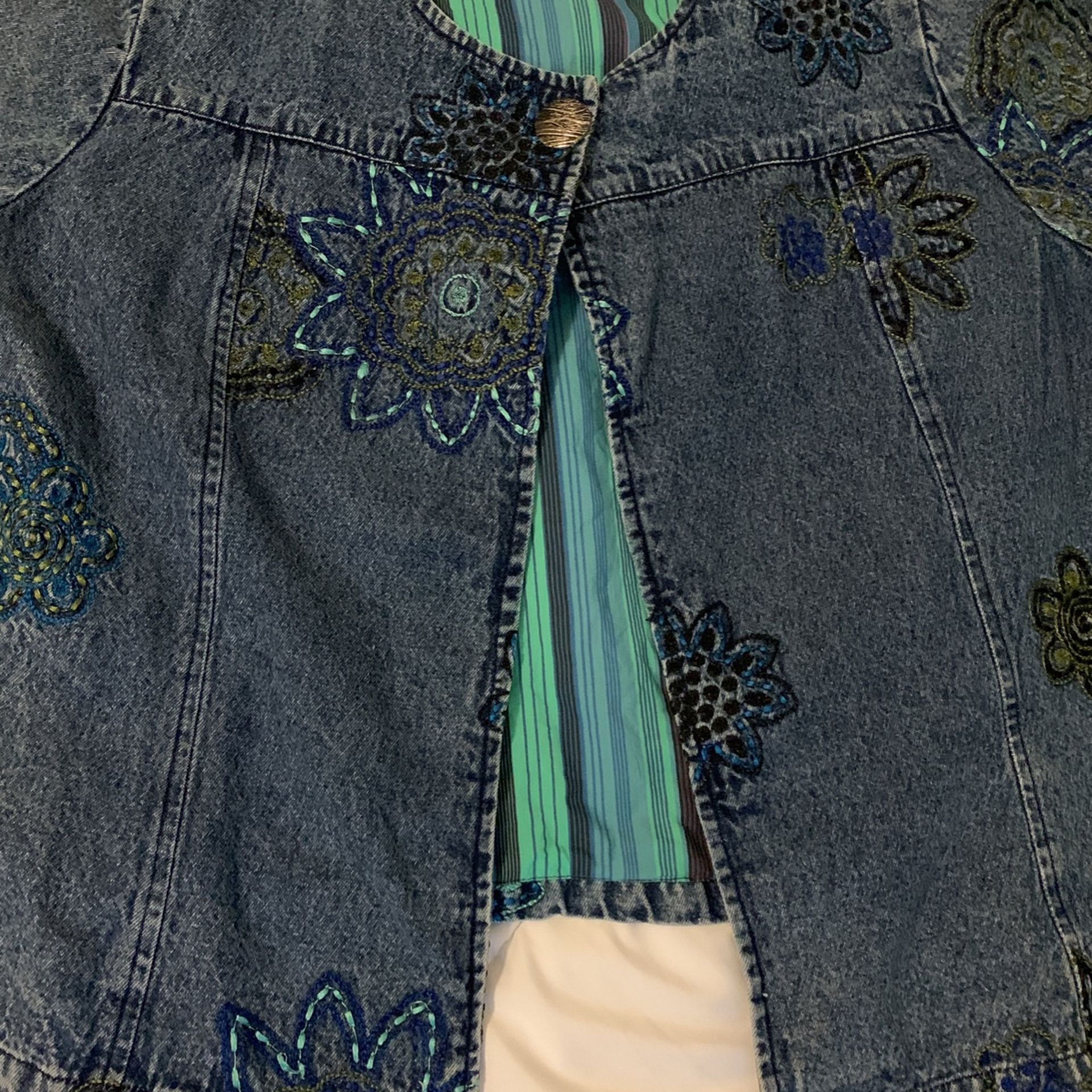 Women’s Denim Jacket (embroidered Size L)