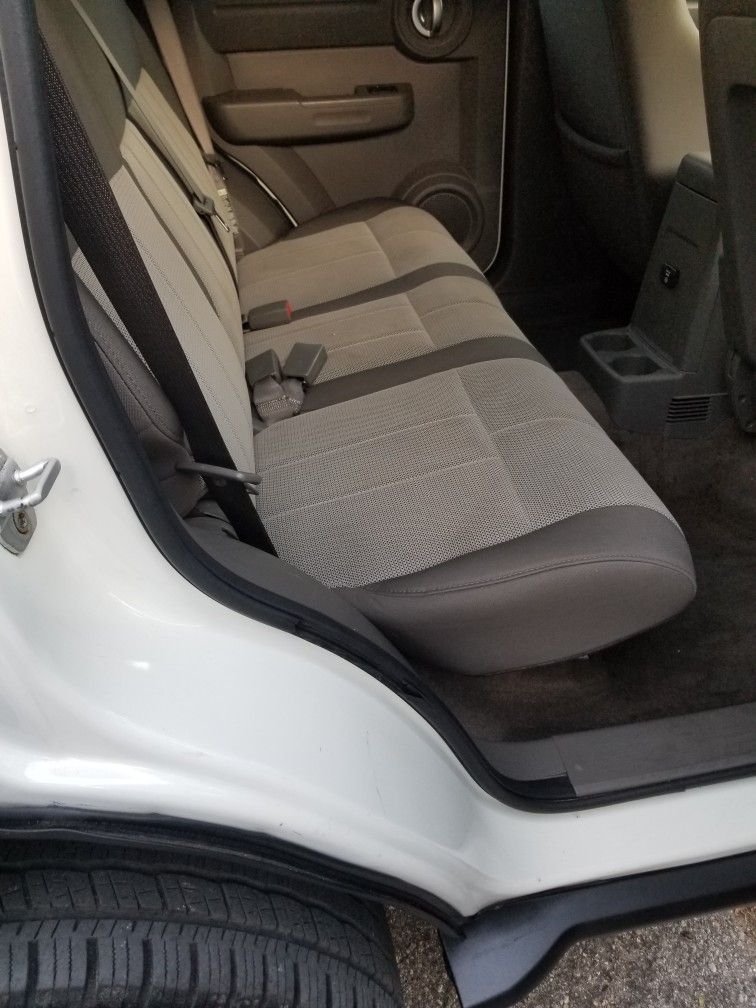 2007 Dodge Nitro