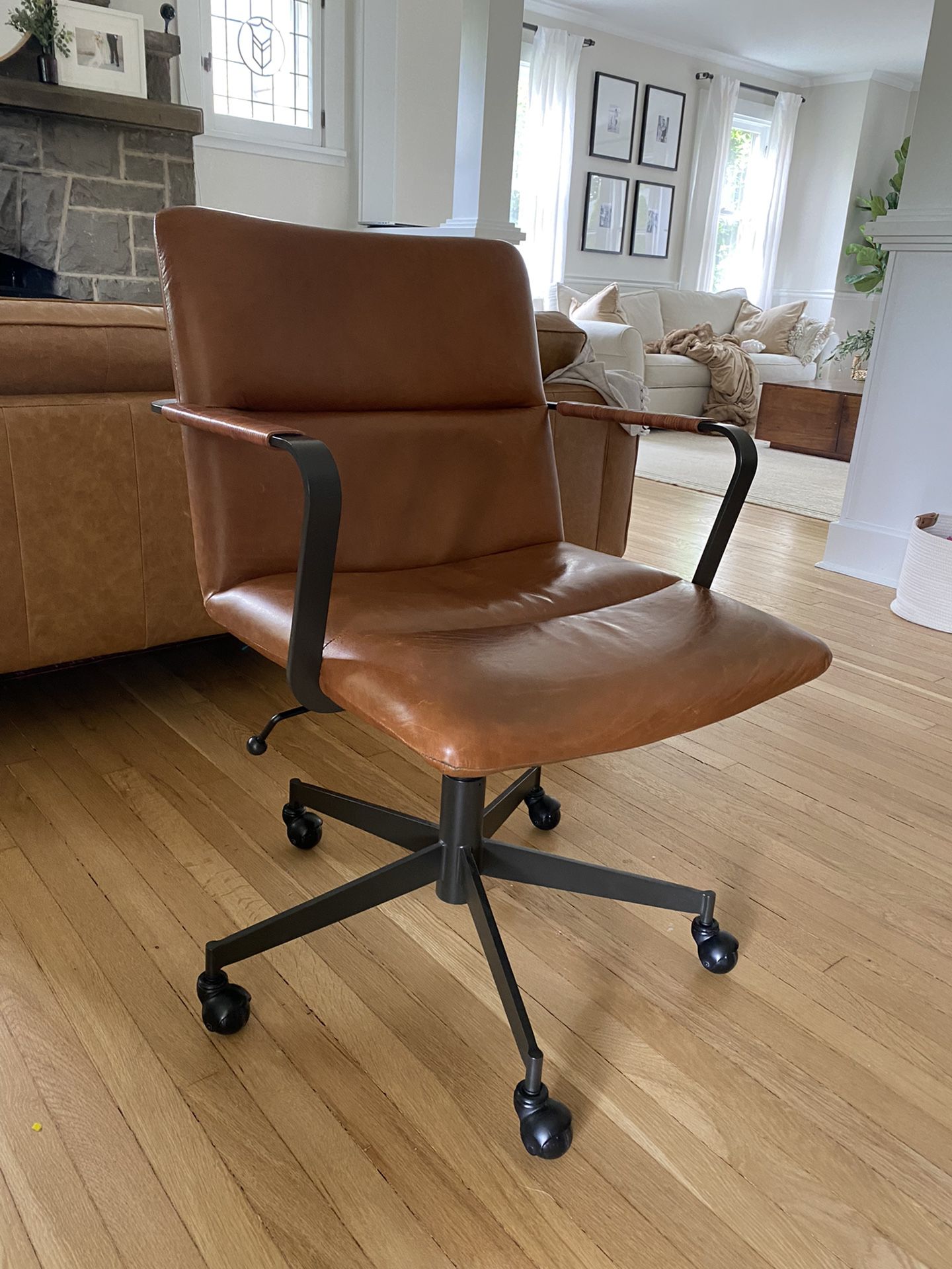 West Elm Swivel Chair - New Great Condition 