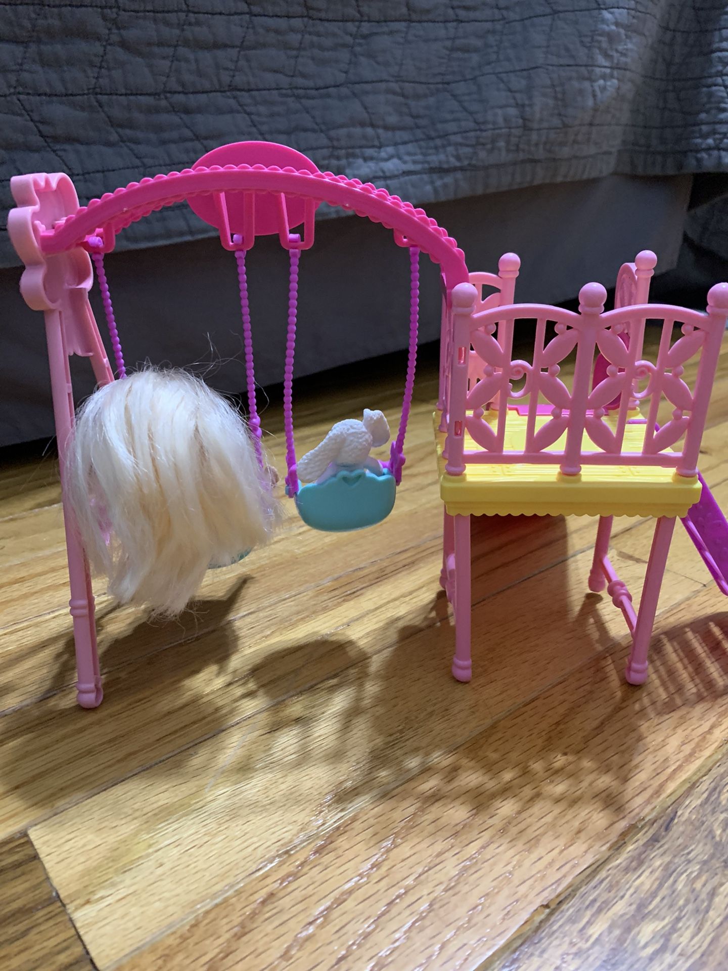 Barbie club Chelsea Swing Playground Set