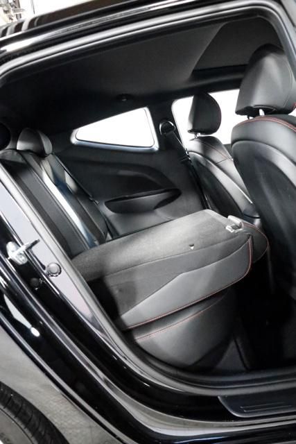 2020 Hyundai Veloster