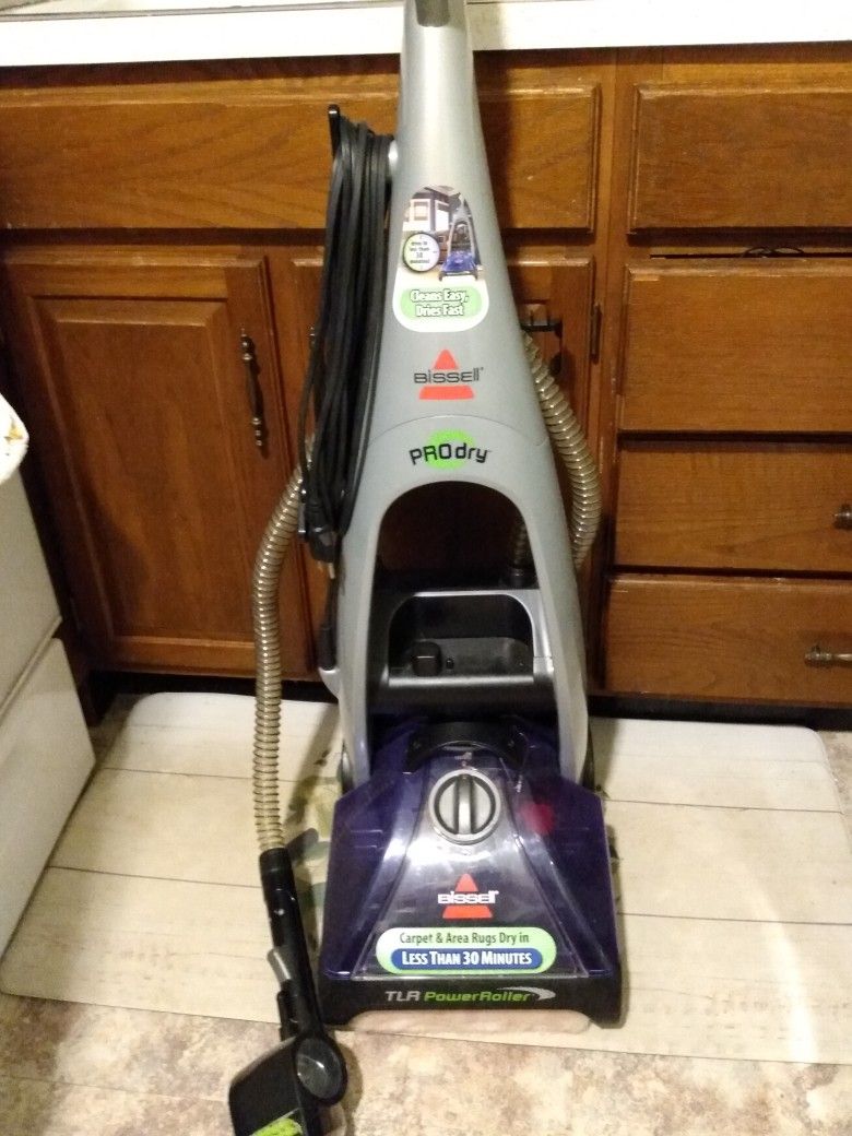 Bissell Carpet, Rug & Upholstery Cleaner PRO DRY Model. Barely used. Can't Purchase Anywhere.