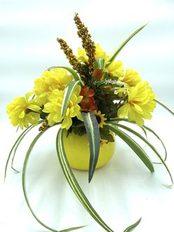 Ceramic Happy Face Vase With Faux Flower Arrangement  Thumbnail