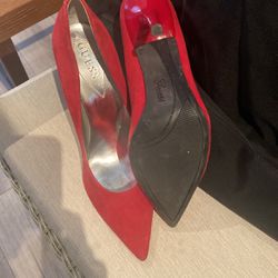 Women’s Red Guess Suede Heels Size 10M Thumbnail