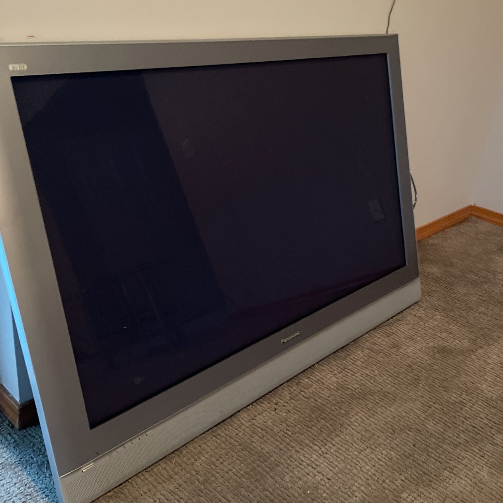 Panasonic 2006 55 Inch TV