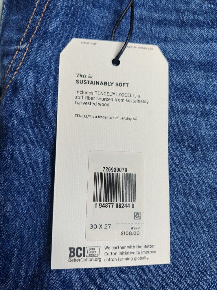 LEVI'S RIBCAGE STRAIGHT ANKLE Denim Jean's 30x27 NEW WITH TAGS!
