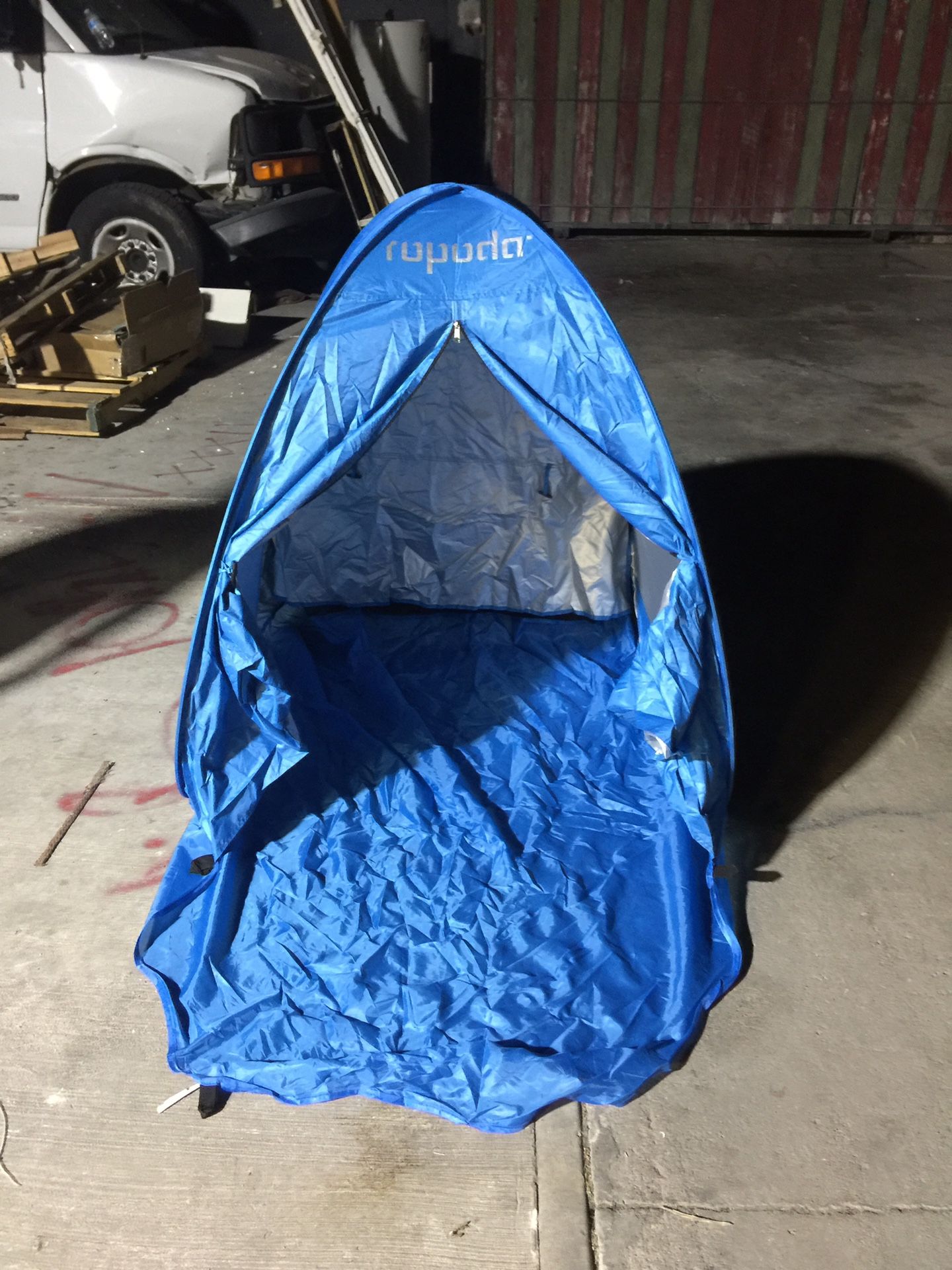 Ripoff beach tent