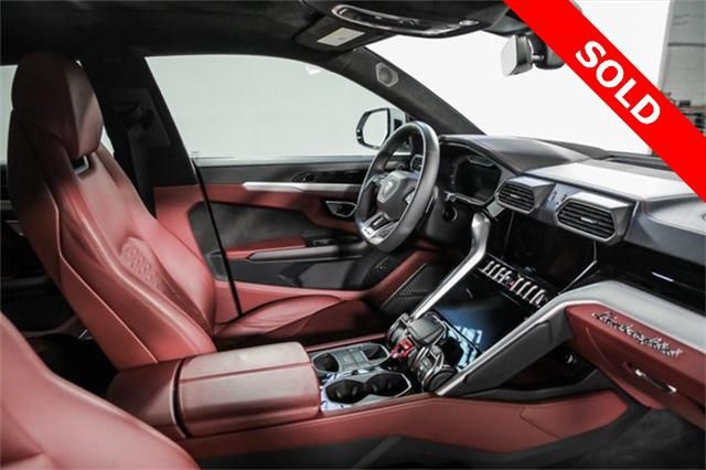 2020 Lamborghini Urus