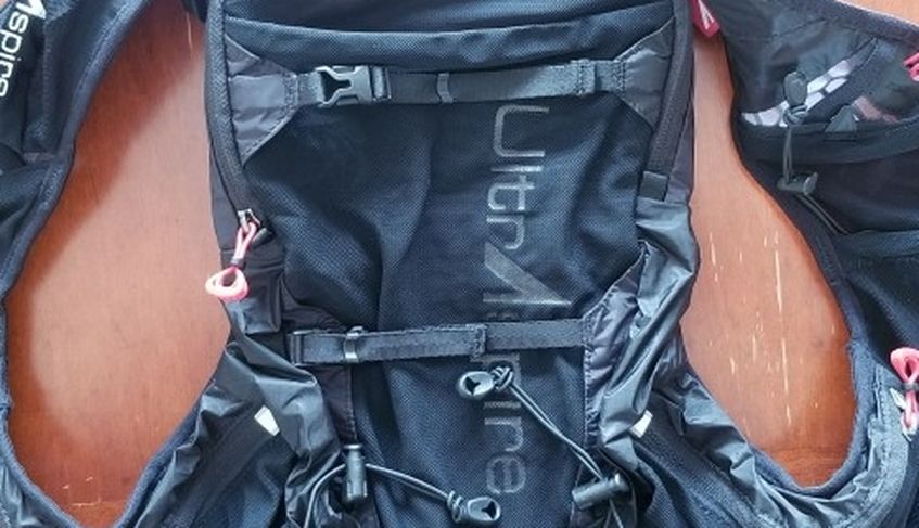 Ultraspire Zygos 4.0 Hydration Backpack Pack for Runners, Backpackers, Bicyclists, Climbers, Hikers