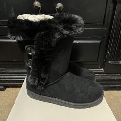 Snow Boots  Thumbnail