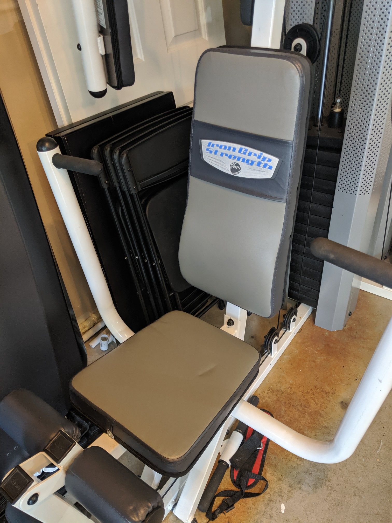 Iron Grip Strength Home Gym for Sale in Seattle, WA OfferUp