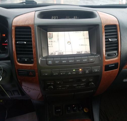 2004 Lexus GX