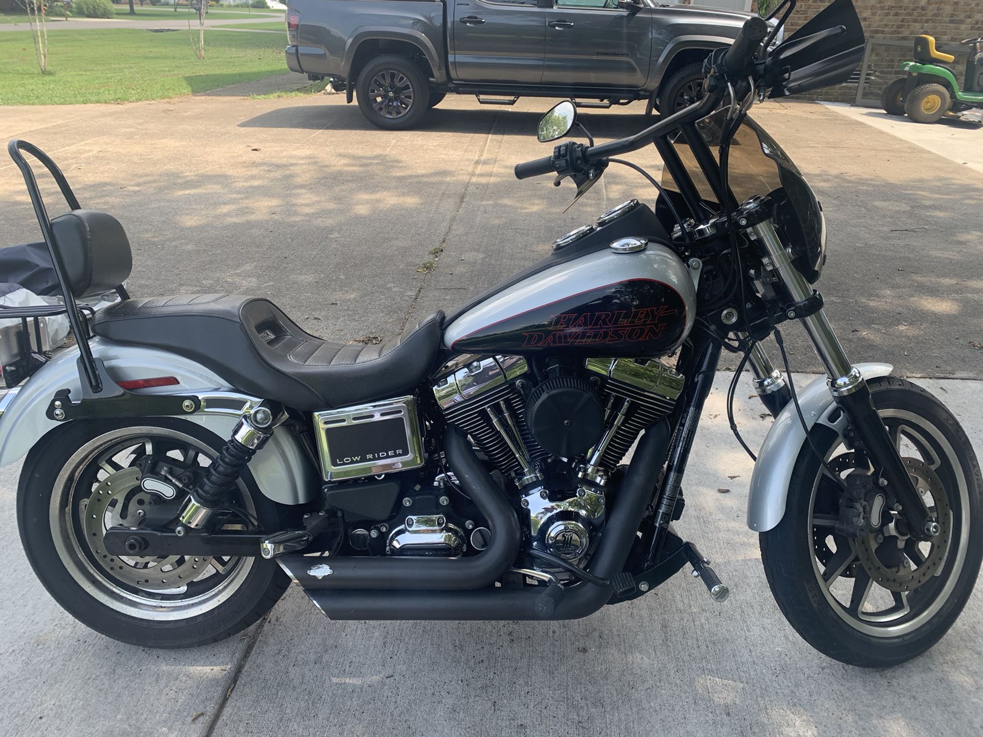 2014 Harley Davidson low rider