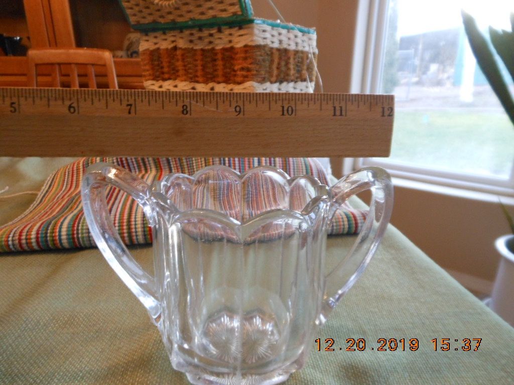VINTAGE HEAVY CLEAR GLASS PANELED SCALLOPED CREAMER SUGAR SET
