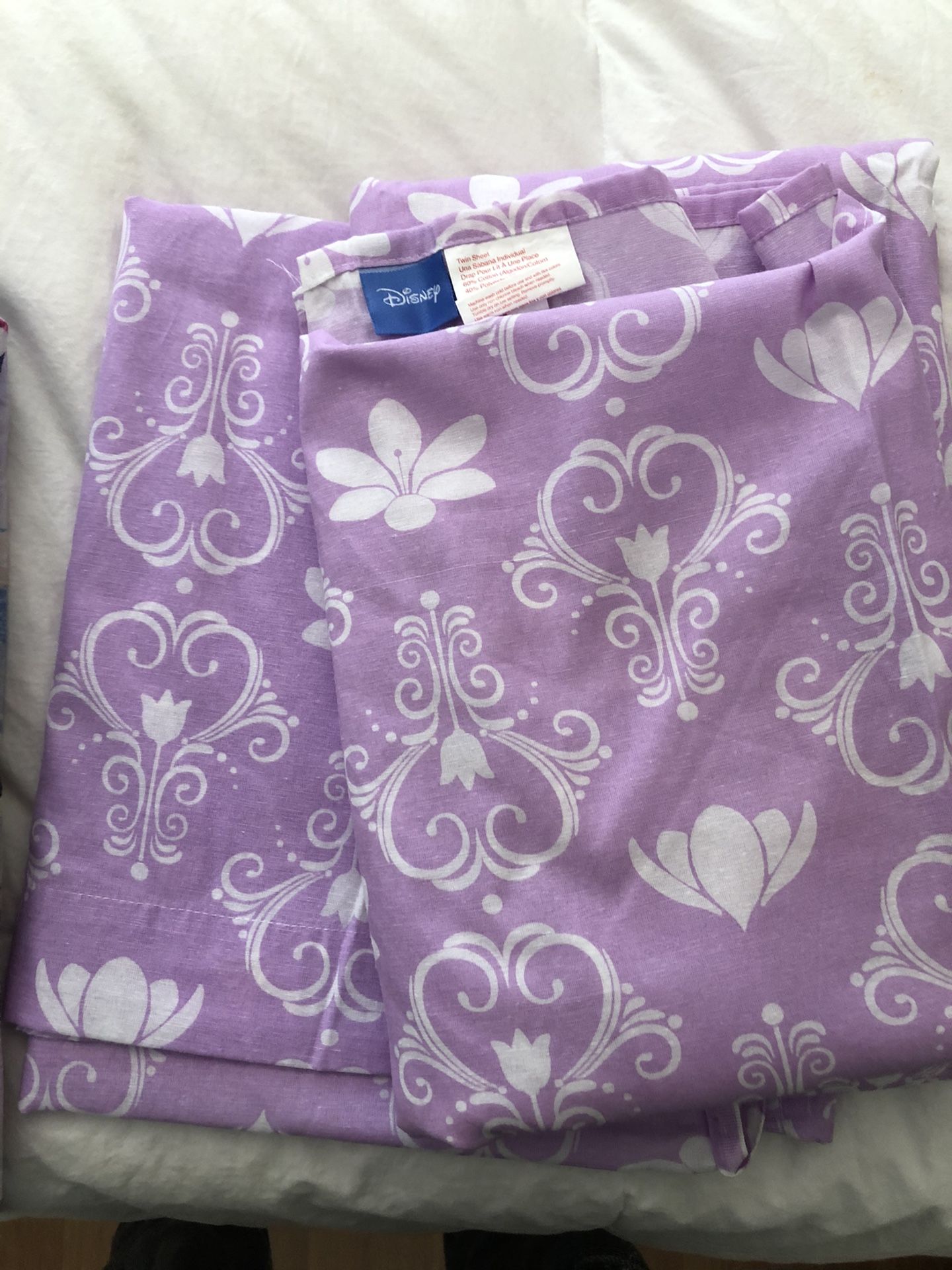Frozen~Elsa & Ana Twin Bed Comforter/Sheet Set