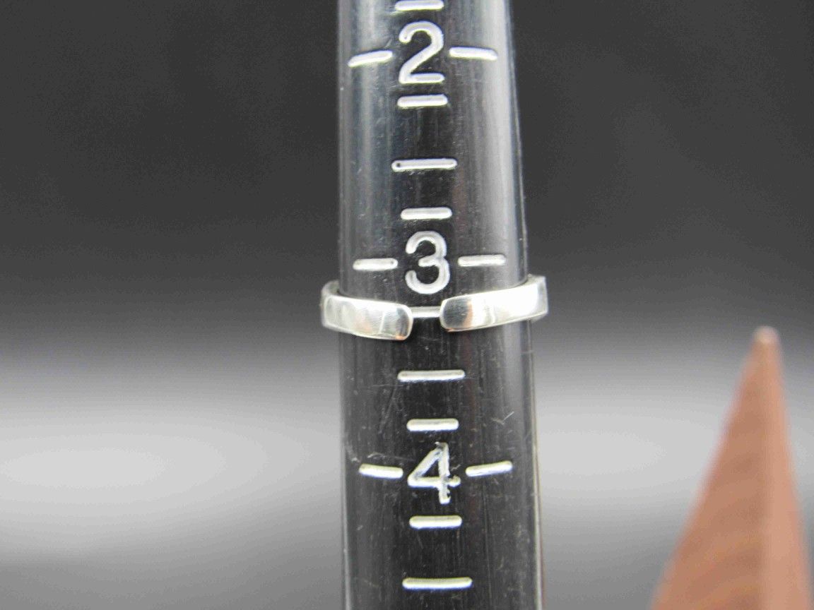 Size 3.25 Sterling Silver Kids Holding Hands Toe Band Ring Vintage Statement Engagement Wedding Promise Anniversary Bridal Cocktail