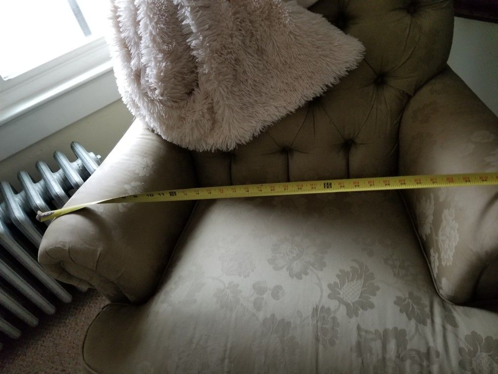 Ethan ALLEN tufted Chair N Ottoman *JUST REDUCED