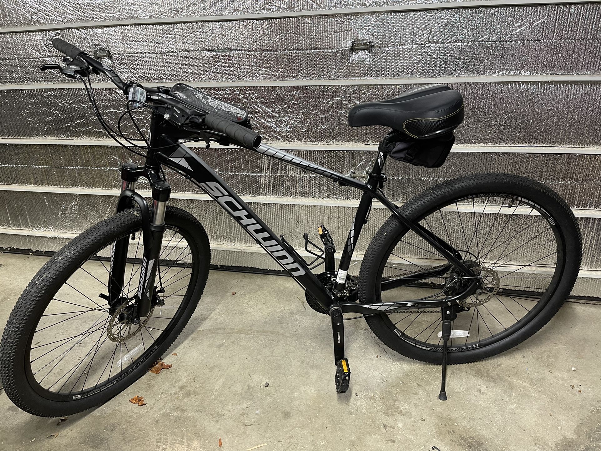 Schwinn 2020 Mountain Bike