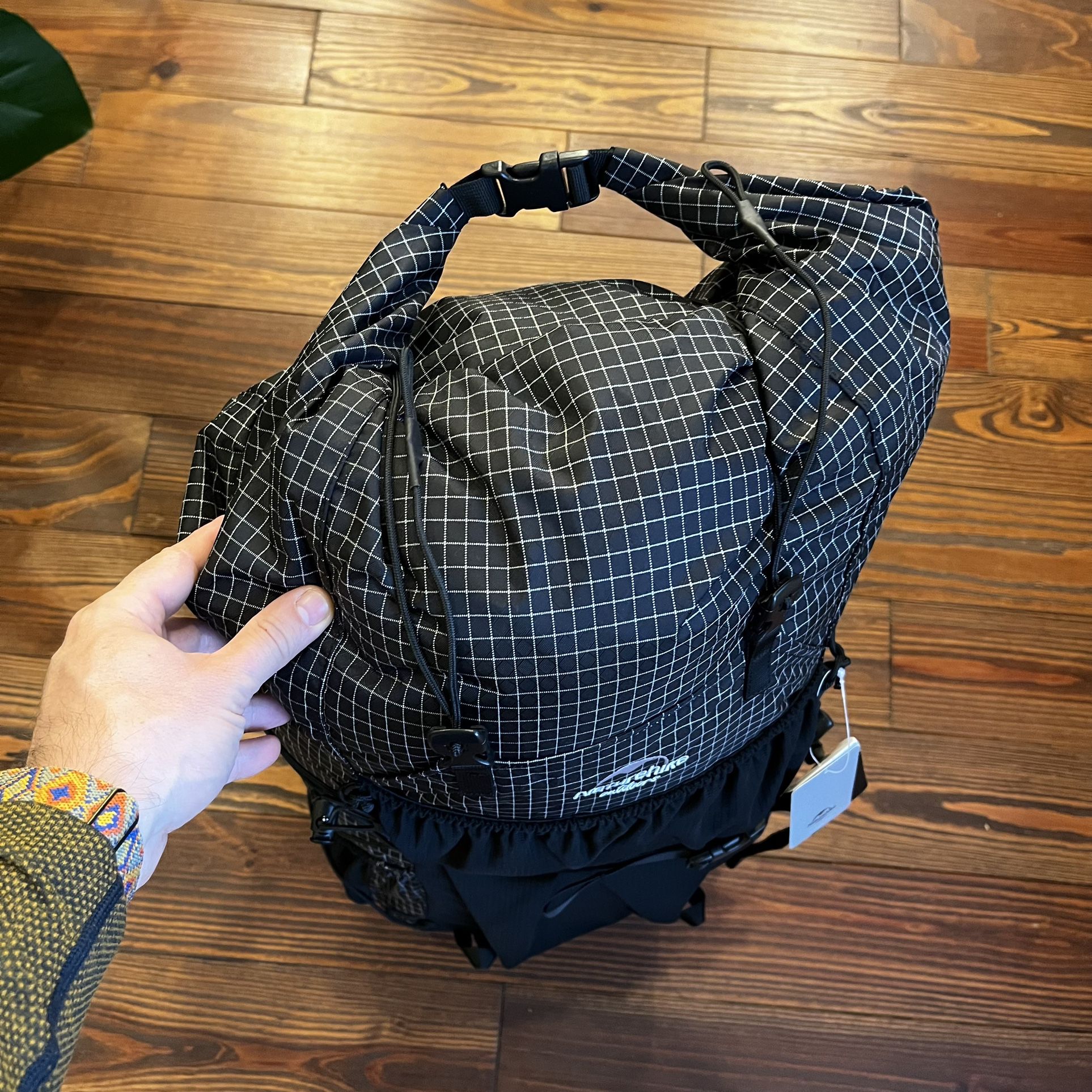 NatureHike Rock Dyneema 60 Liter Hiking Backpack