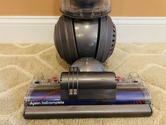Dyson DC 65 vacuum Cleaner  Thumbnail