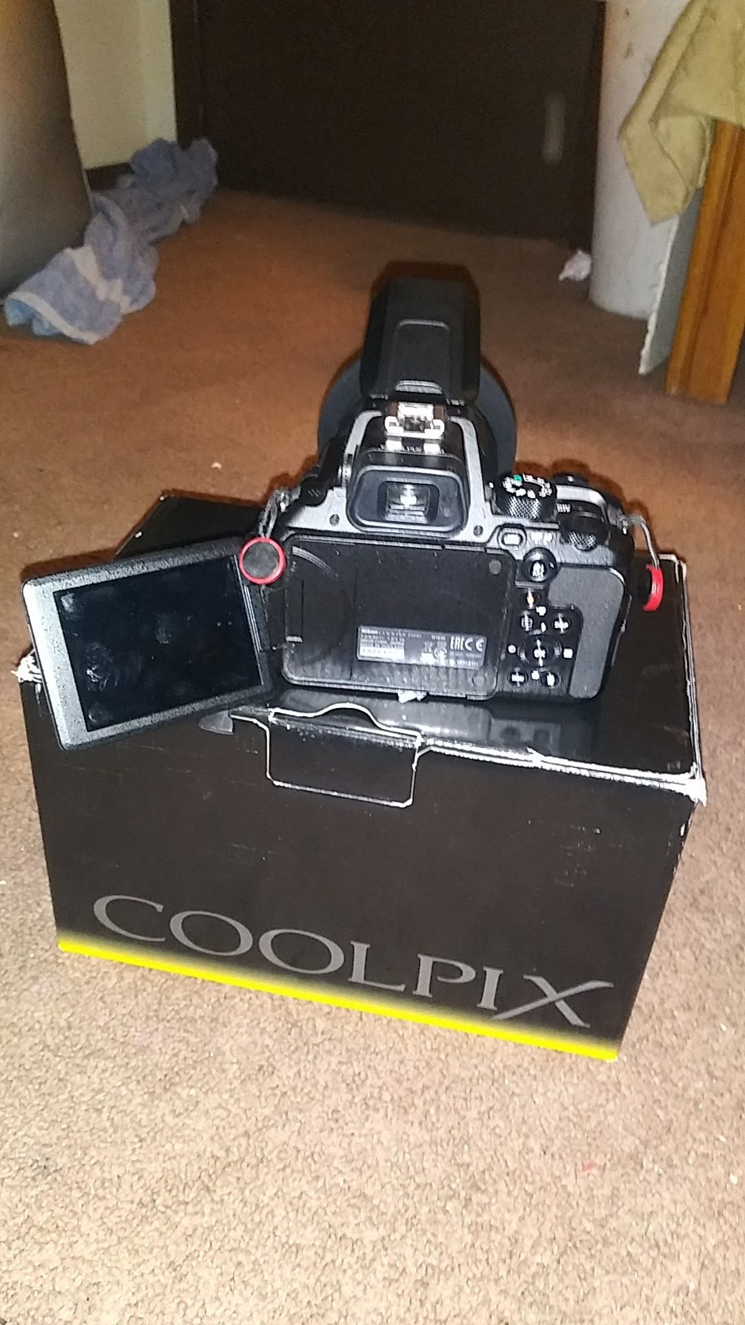 nikon coolpix p950 with a 83x zoom wide 4k lens
