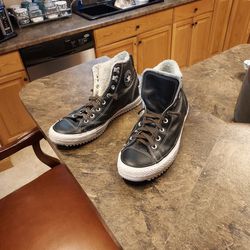 Leather With Fur Inside New Converse Men's 10.5 Shoes Thumbnail