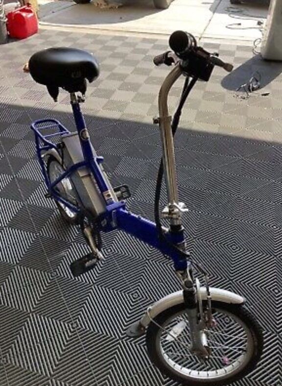 Ezip Electric Scooter/Folding Bike/Moped Cycle Motorized Bike Ready to Ride!