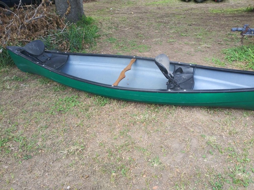 Old town guide 147 canoe for Sale in Pleasanton, TX OfferUp