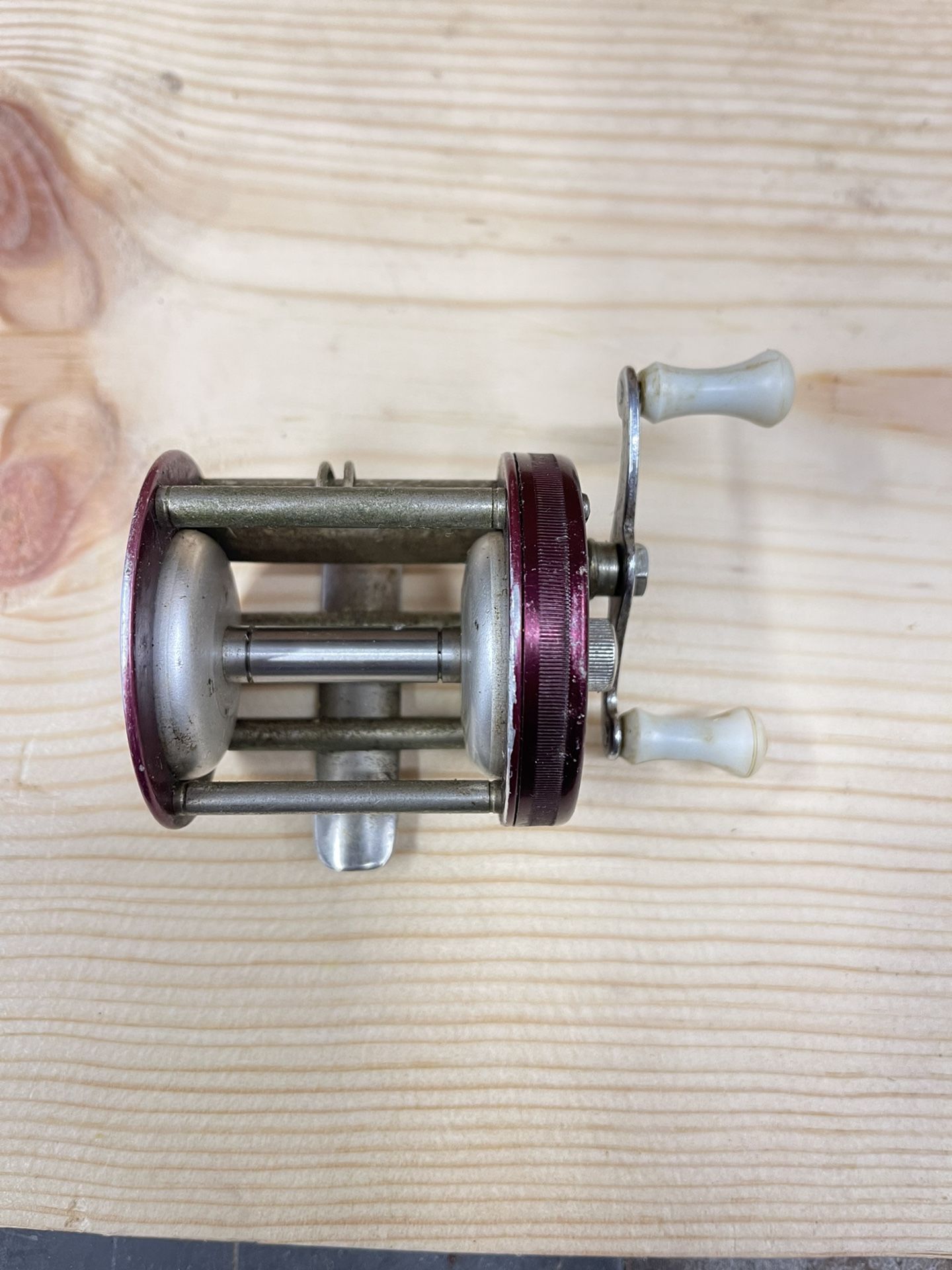 Vintage Fishing Reels (assorted)