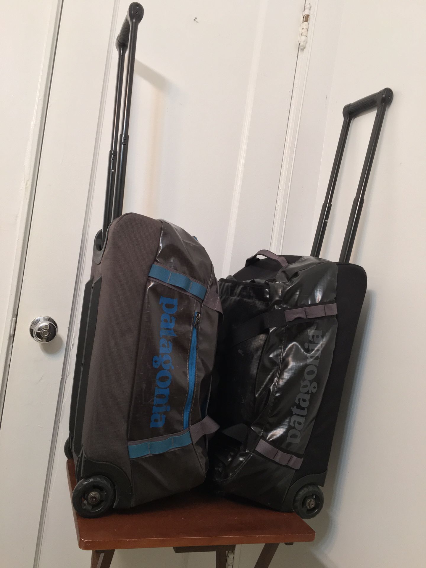 PATAGONIA Black And Grey Hole Wheeled Duffel Bag 70L