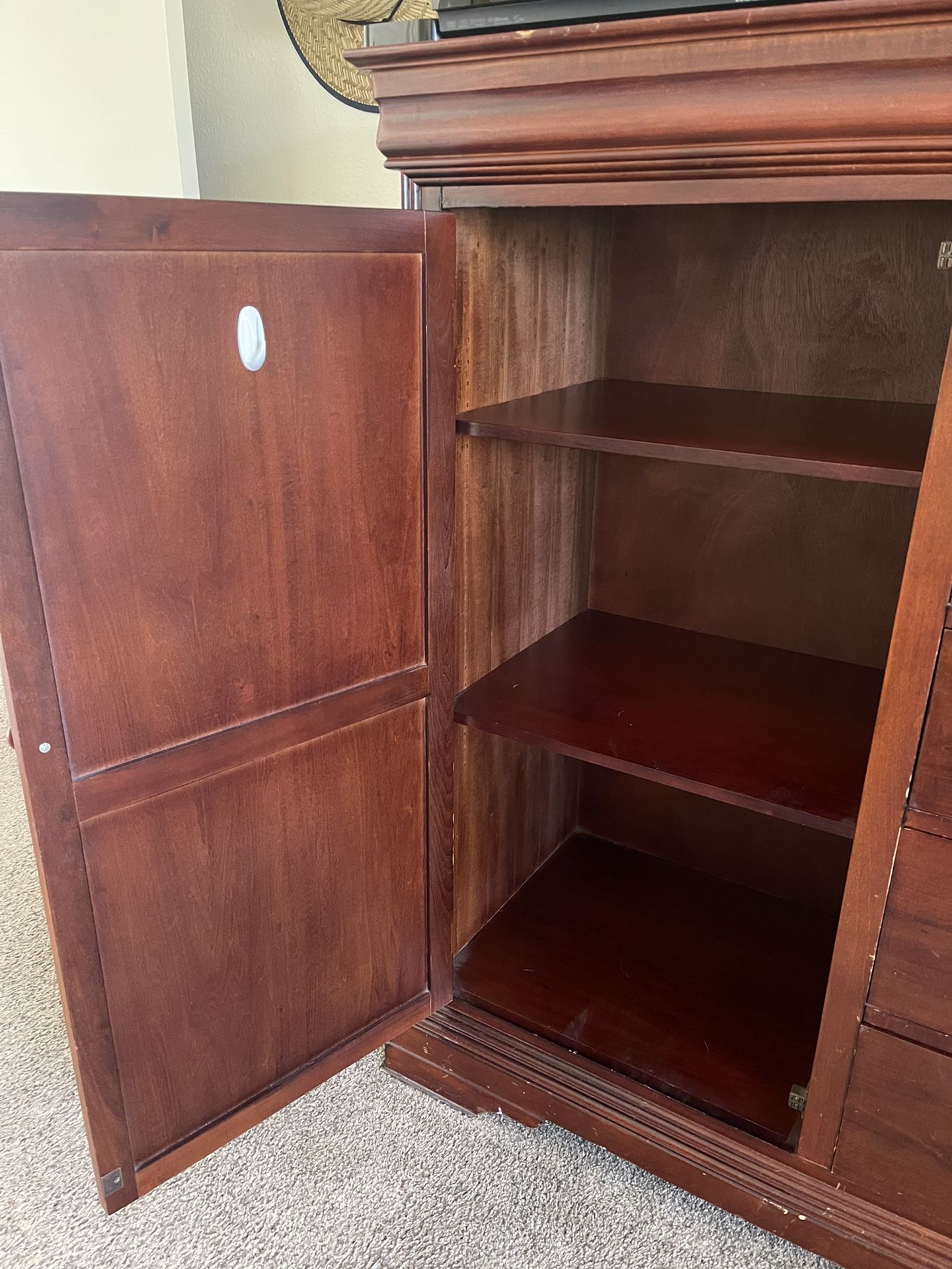 Dresser $50