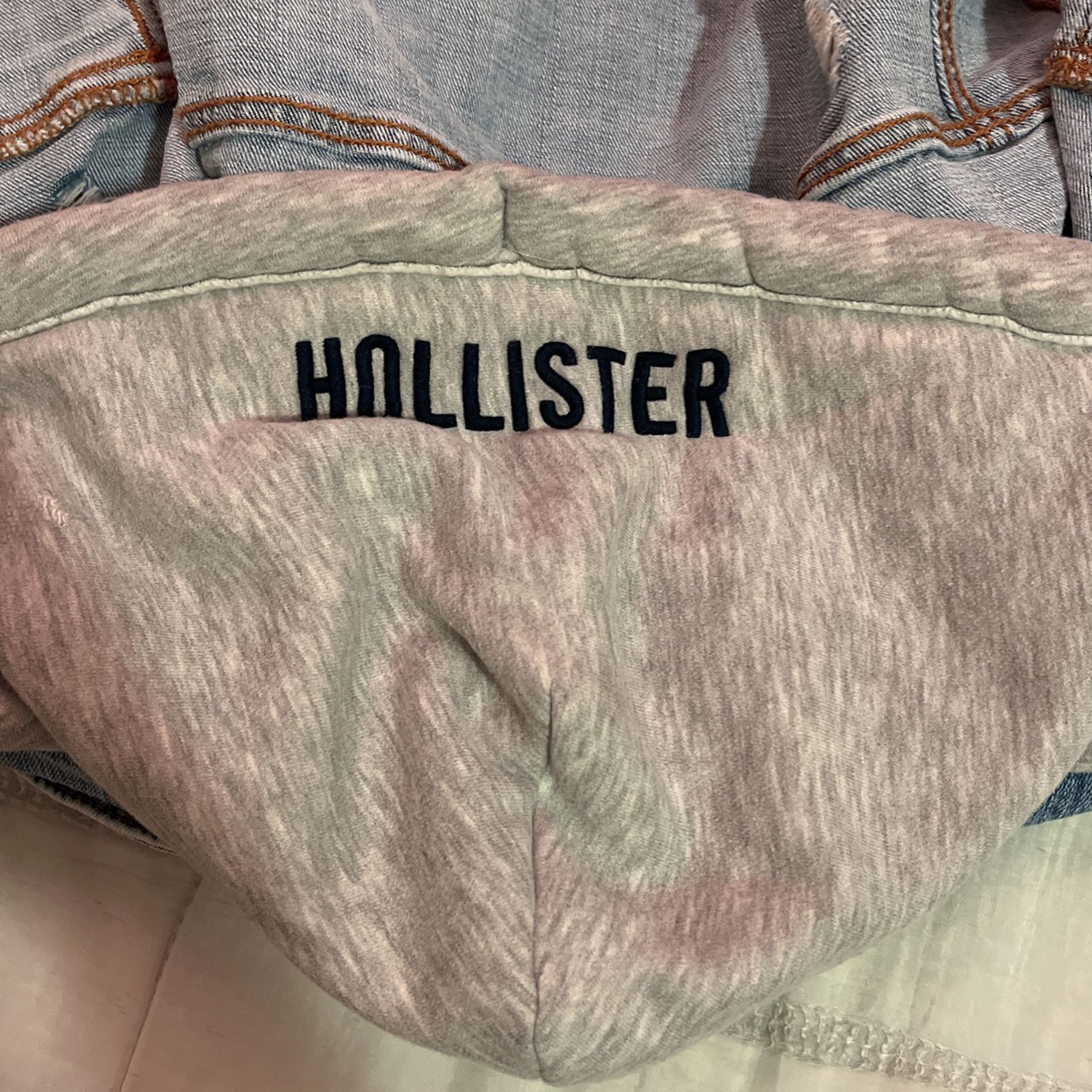 Hollister Denim Twofer jacket (XL- perfect condition) 